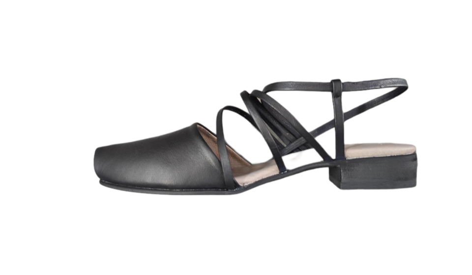 קאנו רצועות פתוח על עקב 