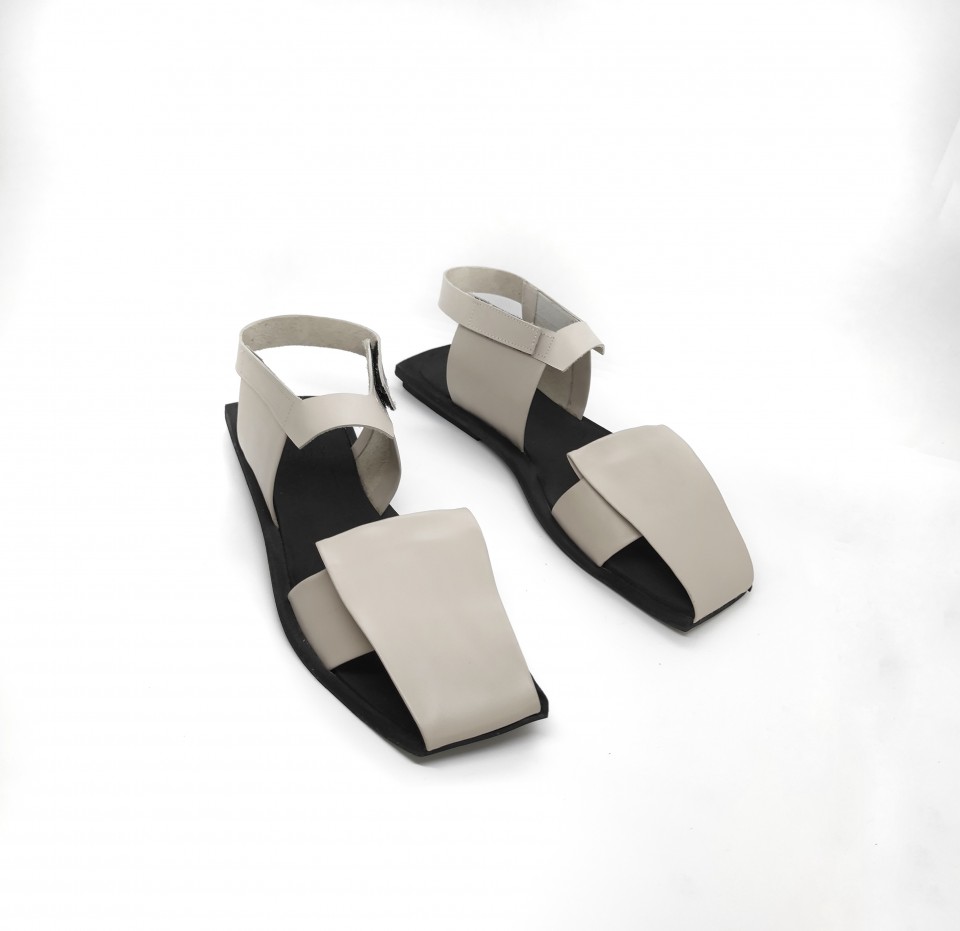 סנדל יפני מרובע 