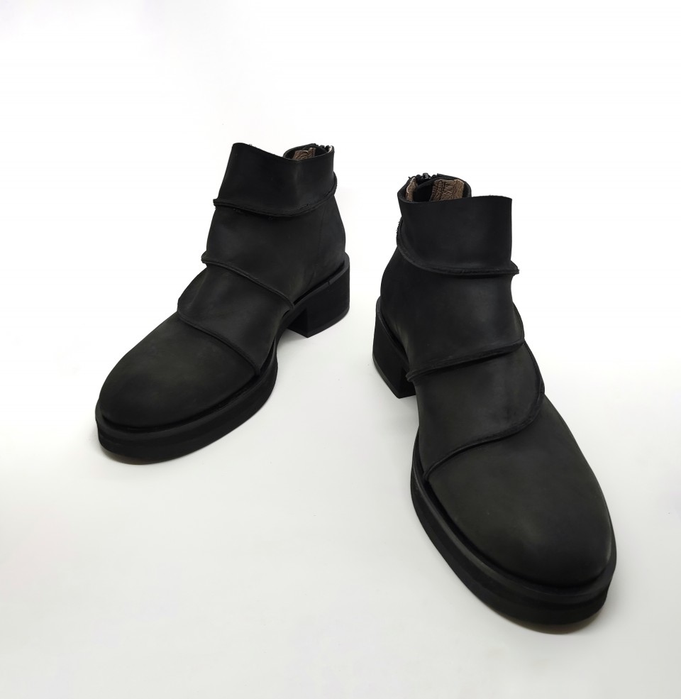 מגפון ספירלה שחור