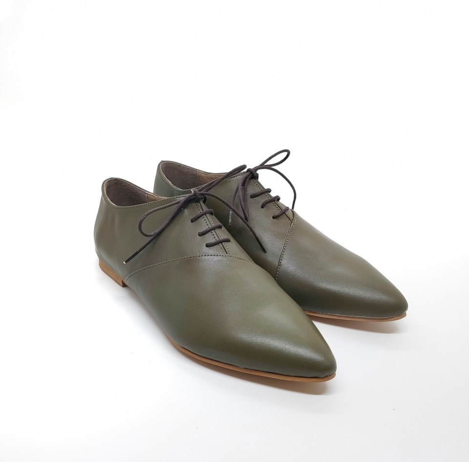 נעל שפיץ חצויה 