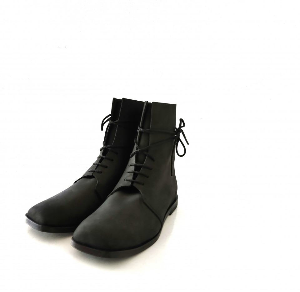 מגפון רובי מרובע 