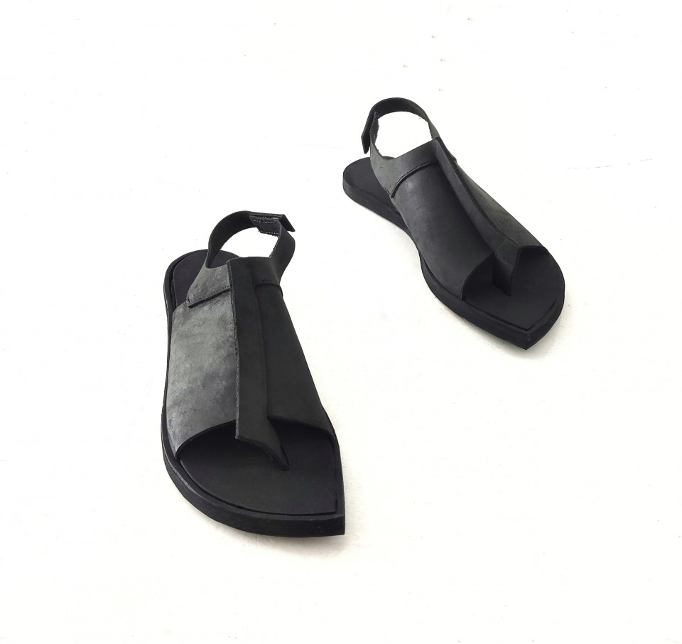 סנדל בטיסטלה 