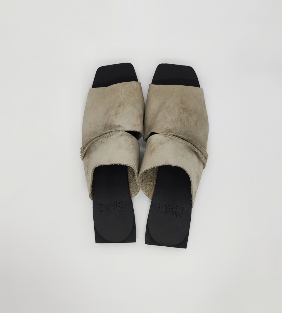 כפכף חריץ מופשל 