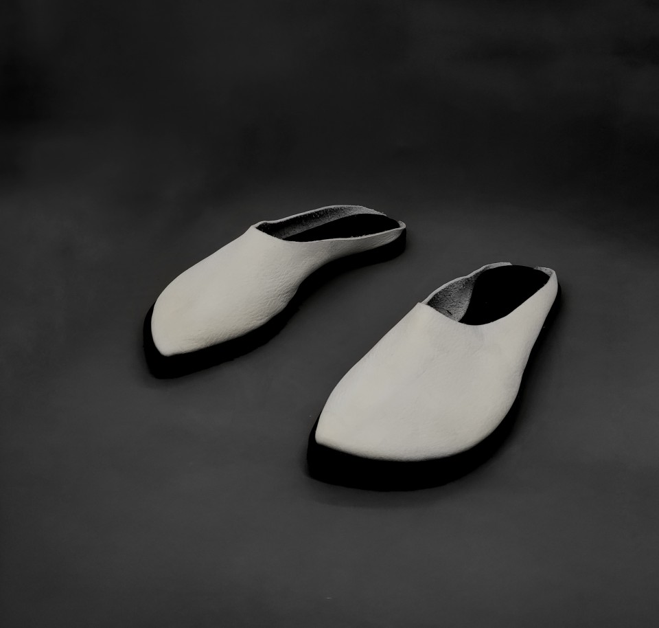  כפכף סוז'ואו סגור באצבעות שמנת