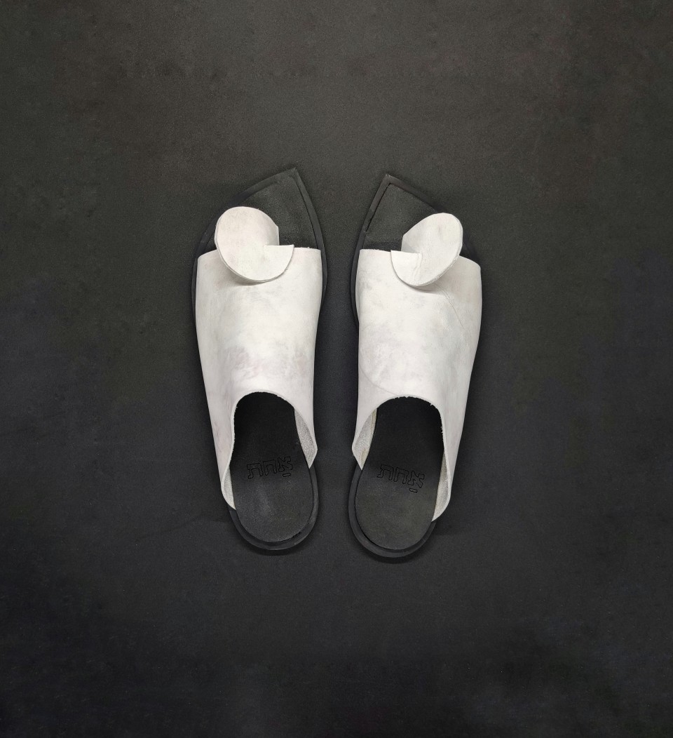 כפכף אצבע עיגול קרח מלוכלך