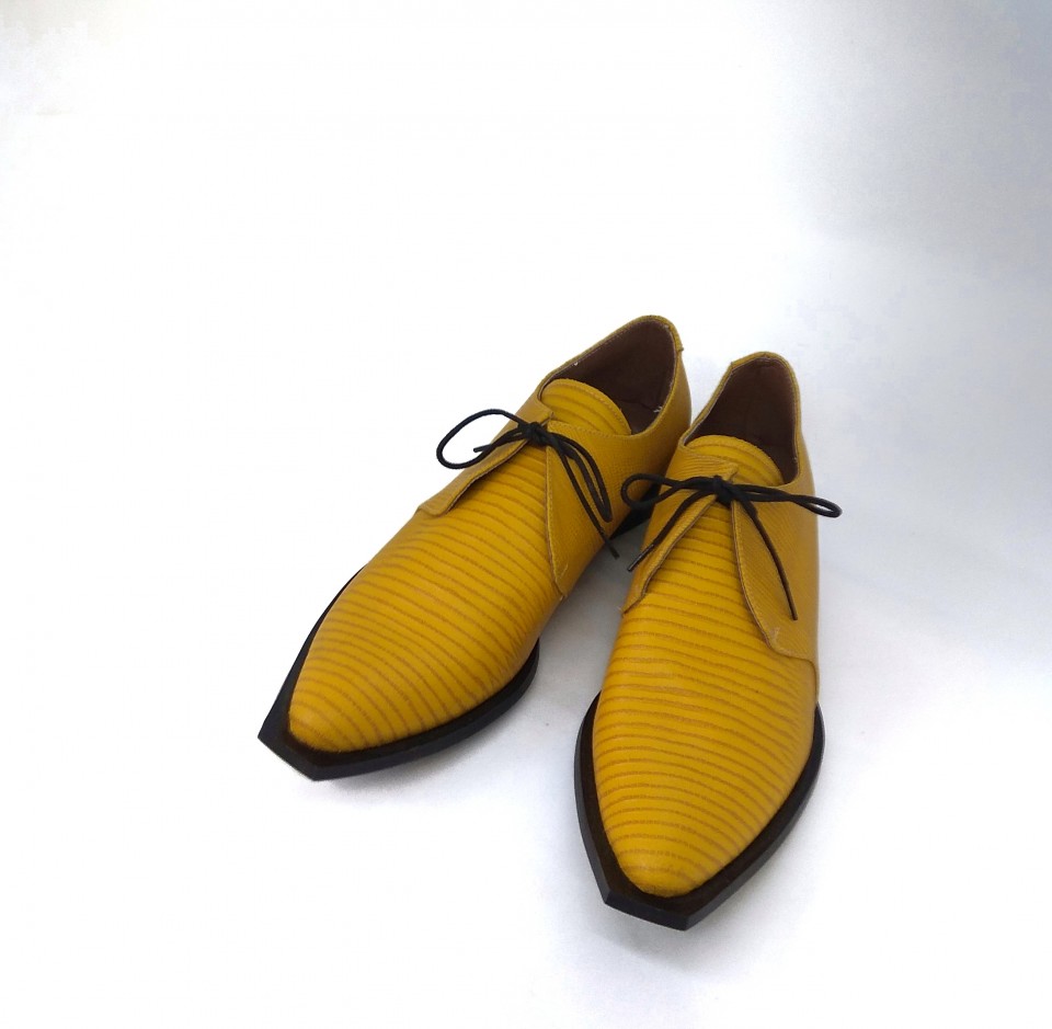 ז'ונגלר עם סוליה מיוחדת